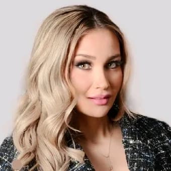 Paris Vaezi | پاریس واعظی Paris Vaezi